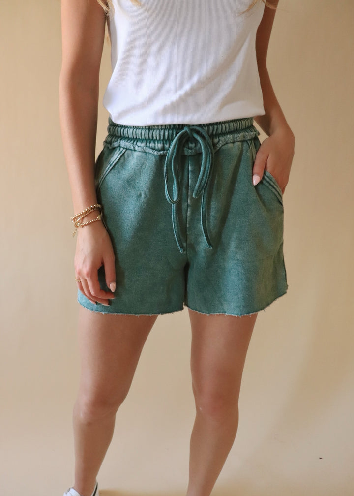 Acid Wash Fleece Drawstring Shorts in Dark Green
