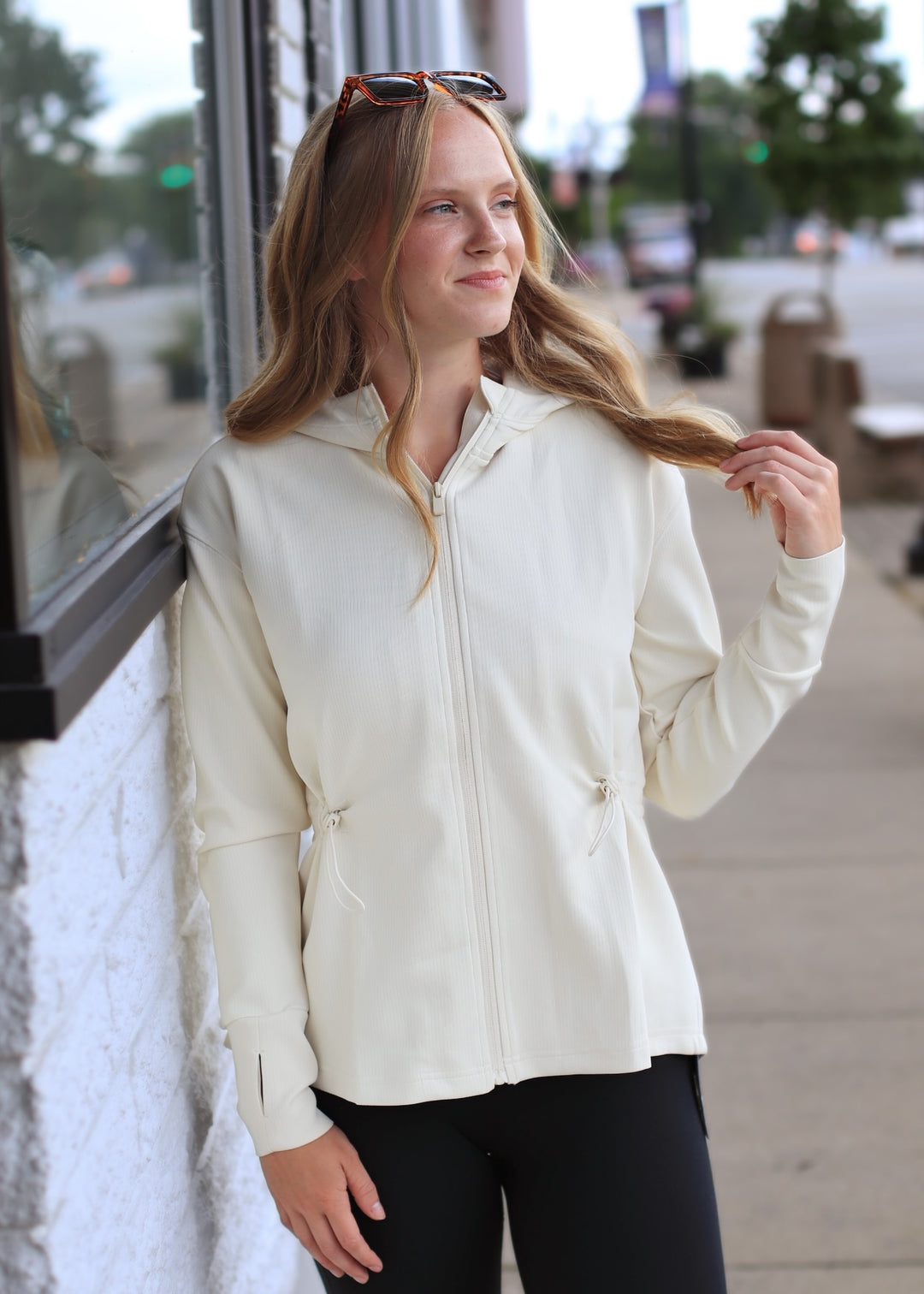 Glide Ribbed Hooded Jacket in Natural