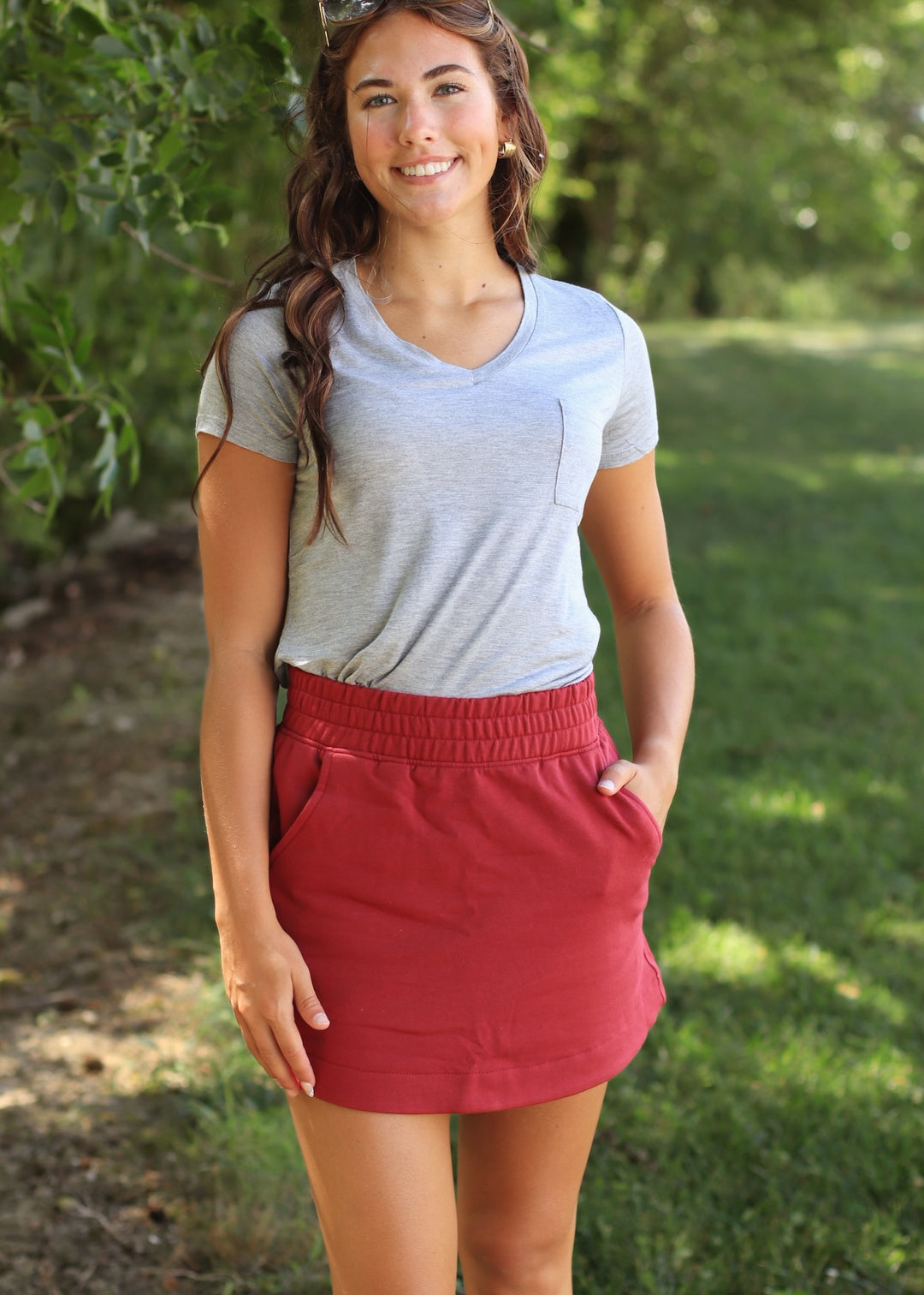 Cloud Zuri Curbed Hem Skort in Red