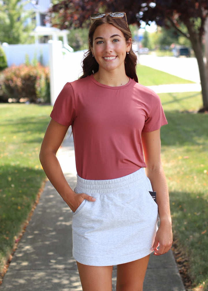 Cloud Zuri Curbed Hem Skort in Heather Grey