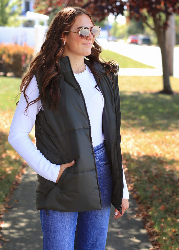 Northbound Longline Vest in Olive