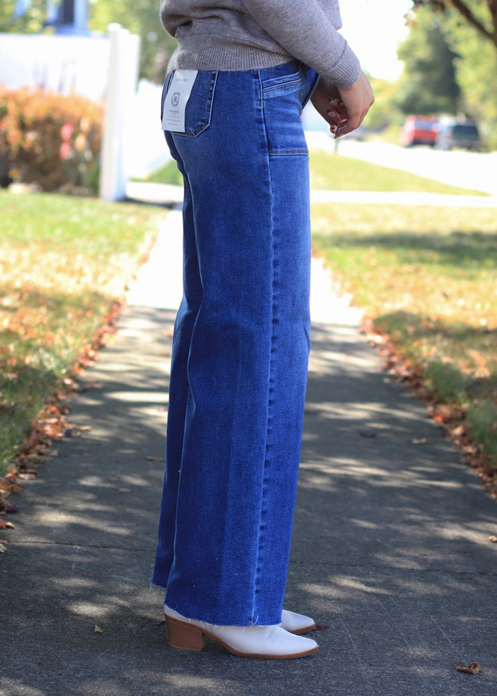 Mid Rise Fit Wide Leg With Front Patch Pocket