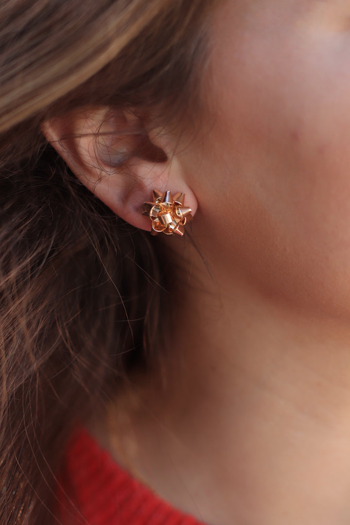 Holiday Bow Earrings in Gold