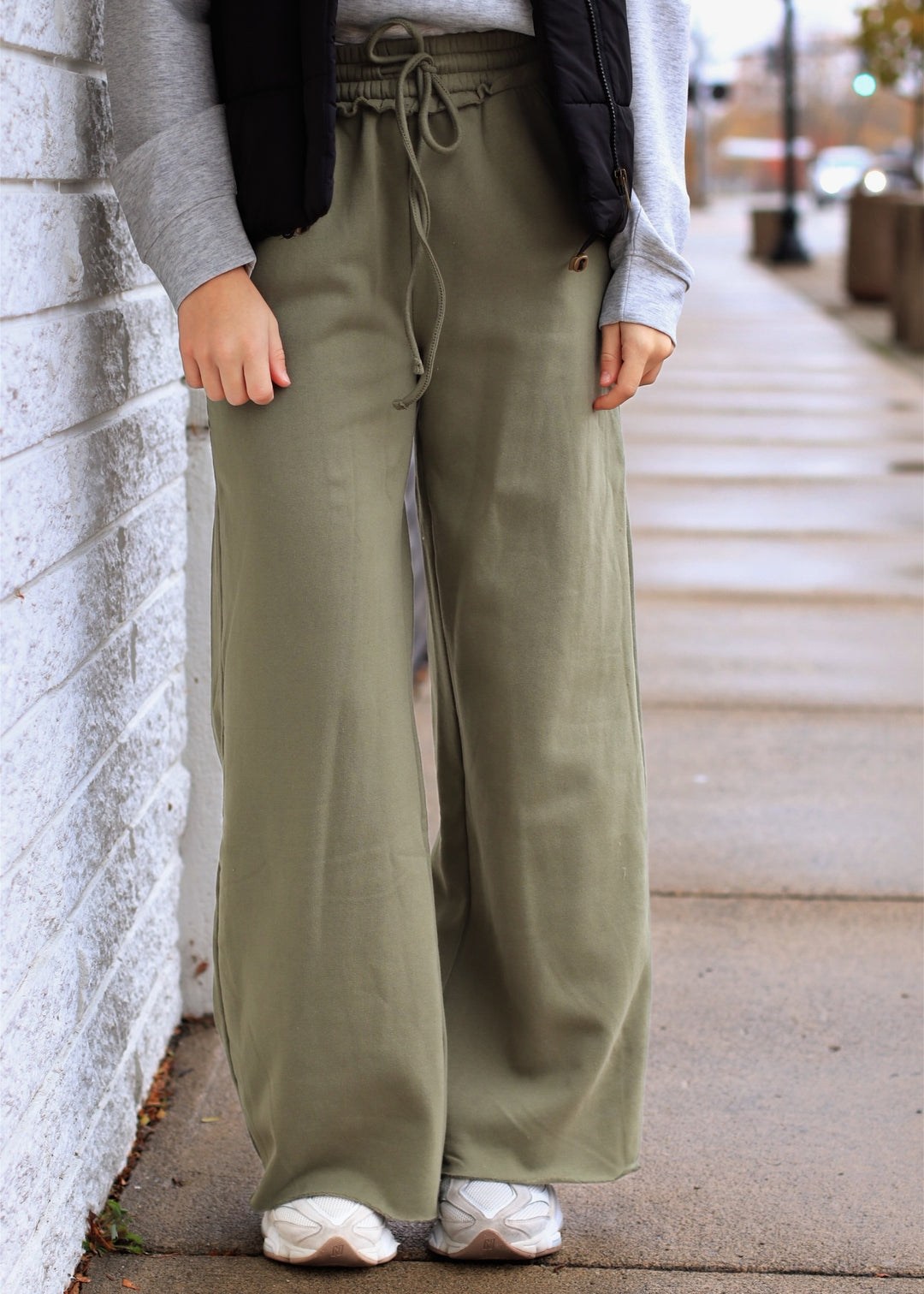 DOORBUSTER The Nest Lounge Pant - Light Olive