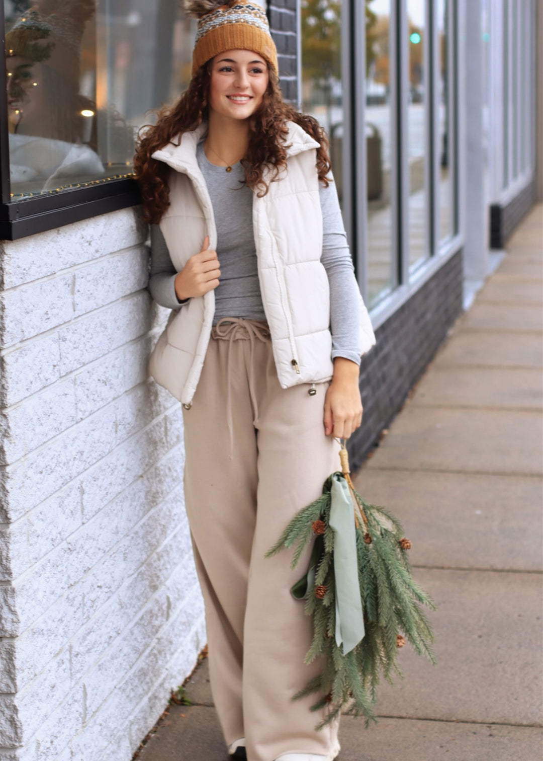 DOORBUSTER High Neck Puffer Vest in Sand Beige
