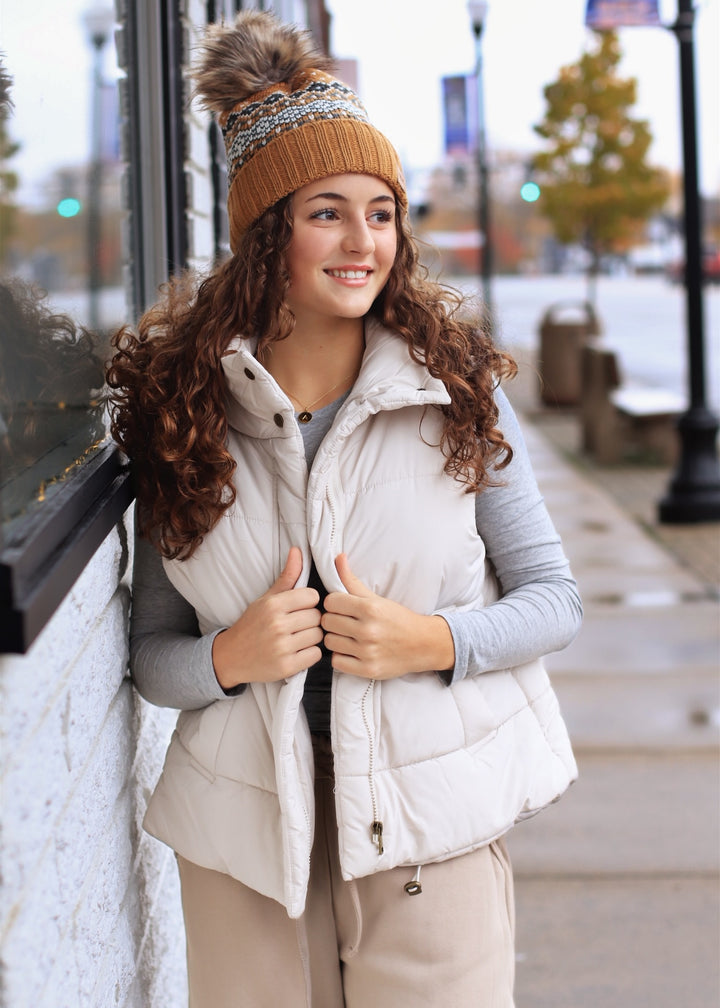 DOORBUSTER High Neck Puffer Vest in Sand Beige