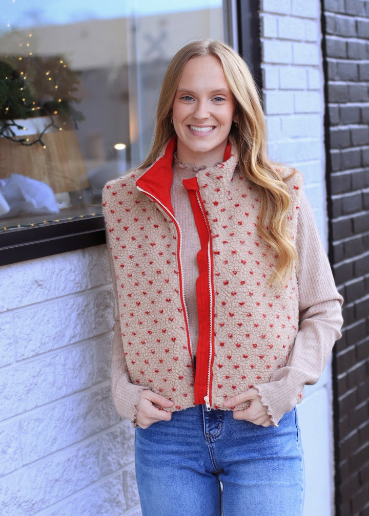 Floral Fleece Sleeveless Vest in Cream/Red