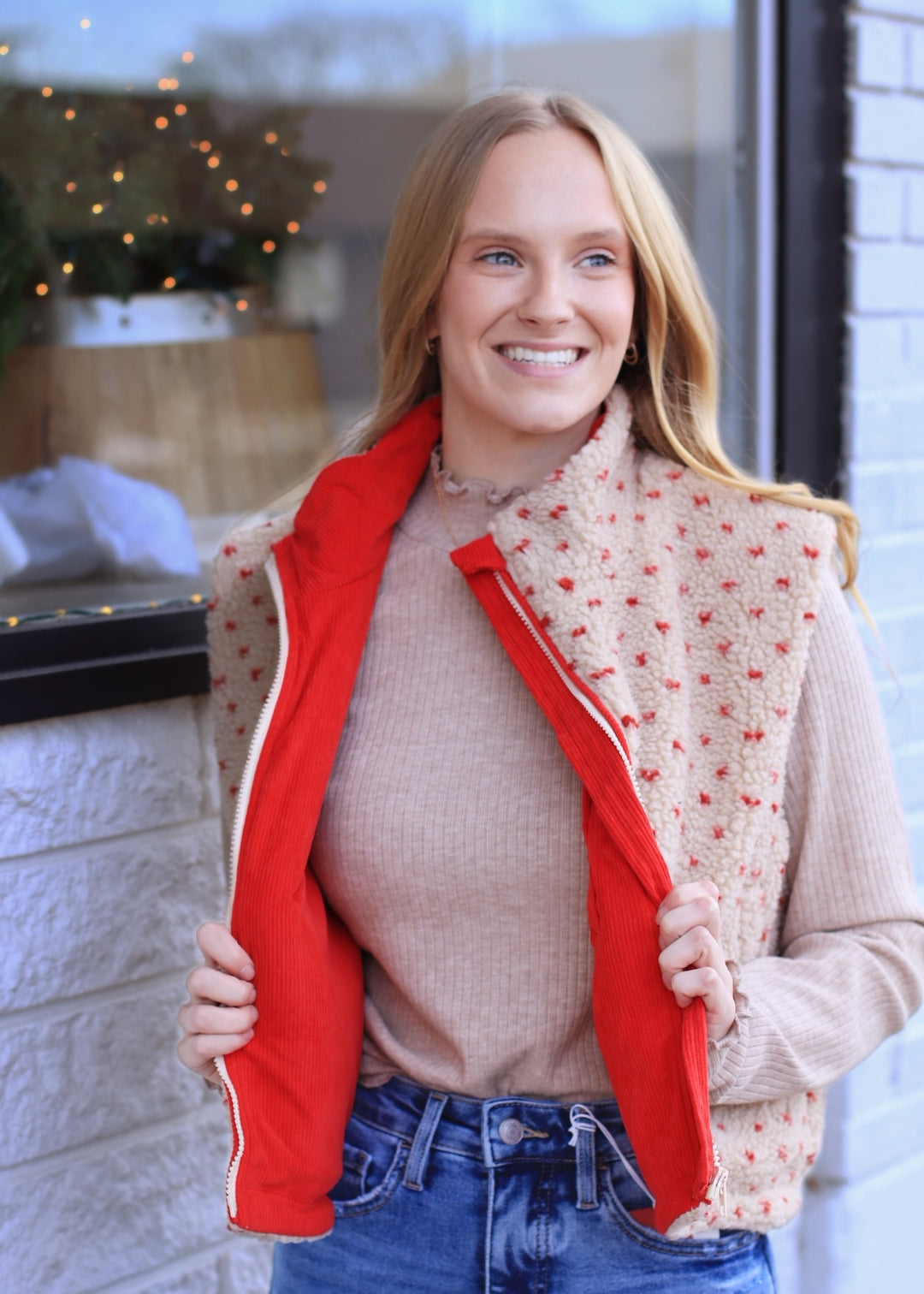 Floral Fleece Sleeveless Vest in Cream/Red