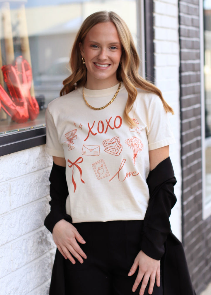 XOXO Valentines Day Graphic T-Shirt