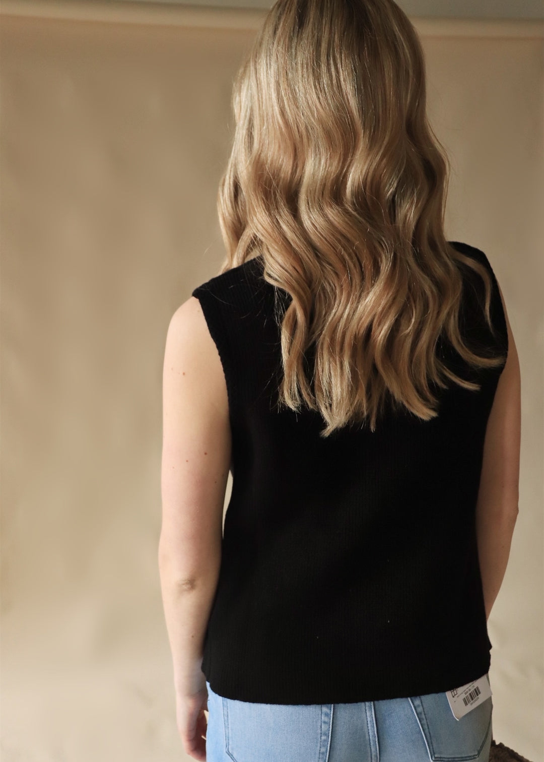 Golden Bloom Buttons Knit Vest