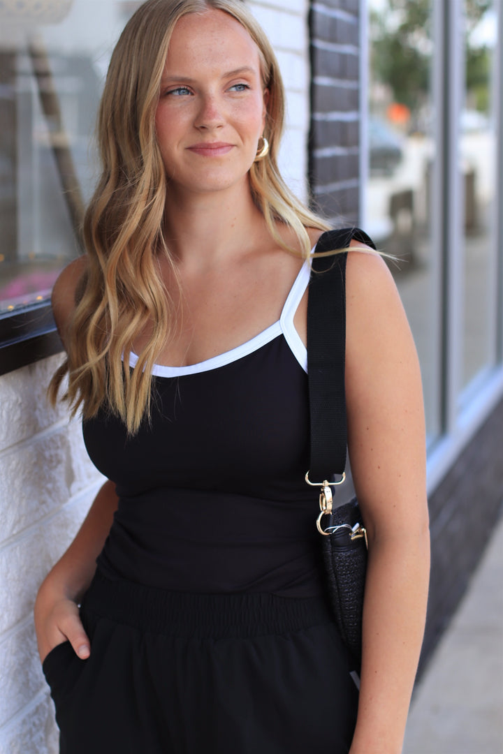 Sculpted Outline Tank Top in Black