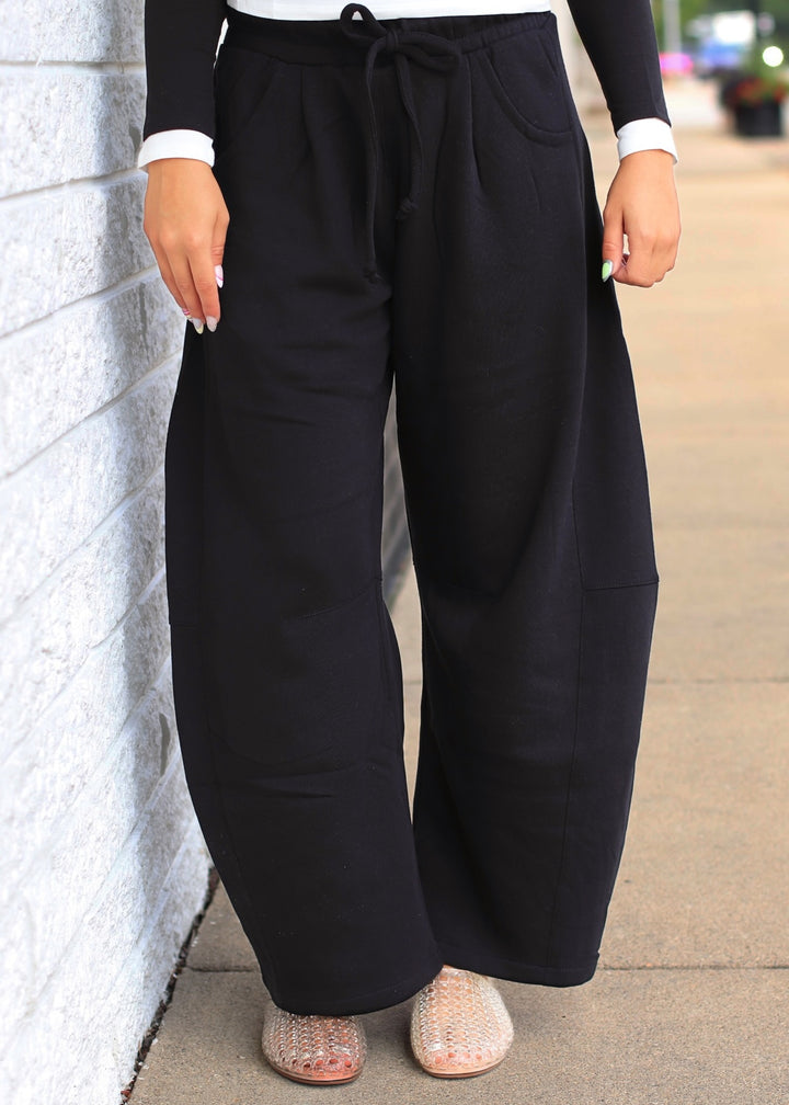 RESTOCK The Downtown Barrel Sweatpants in Black
