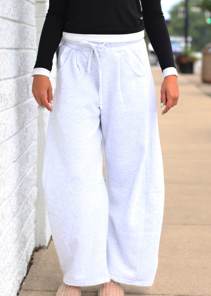 The Downtown Barrel Sweatpants in Ice Grey