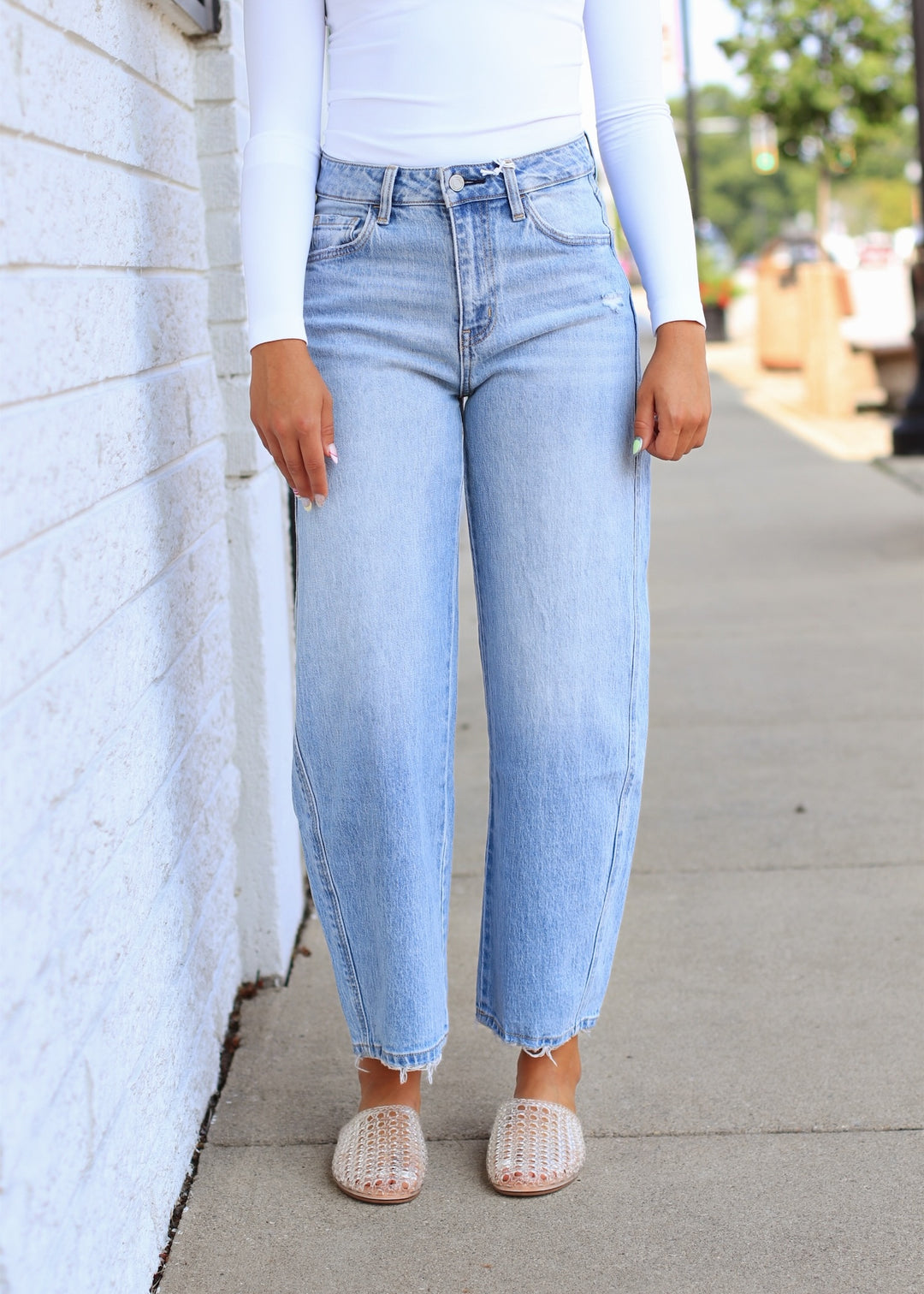 The Hudson Barrel Jeans - SUPER HIGH RISE