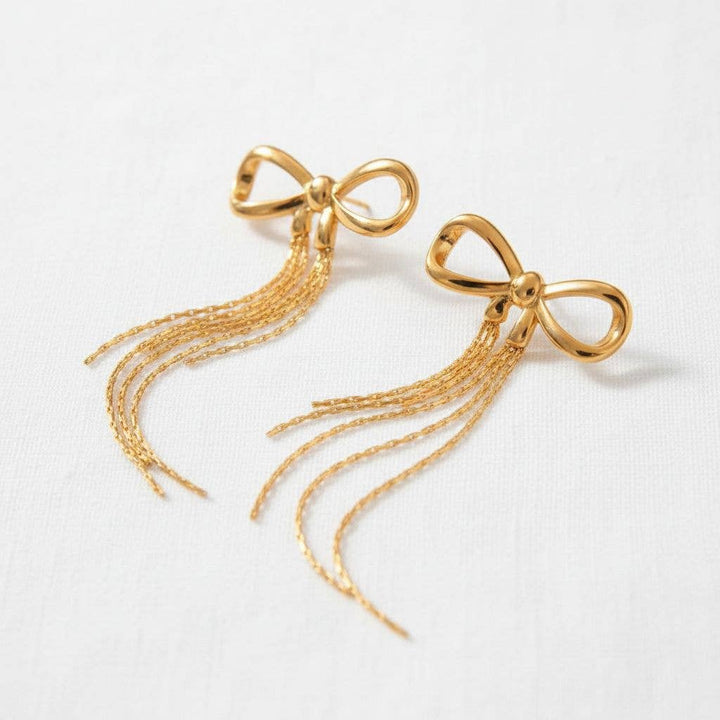 Chic Bow Design Earrings with Elegant Accents