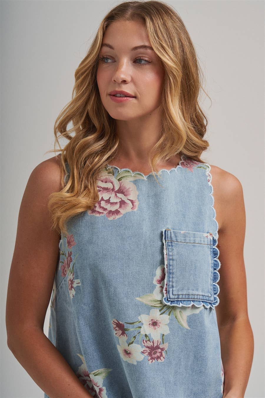 The Vintage Bloom Denim Top 🌸