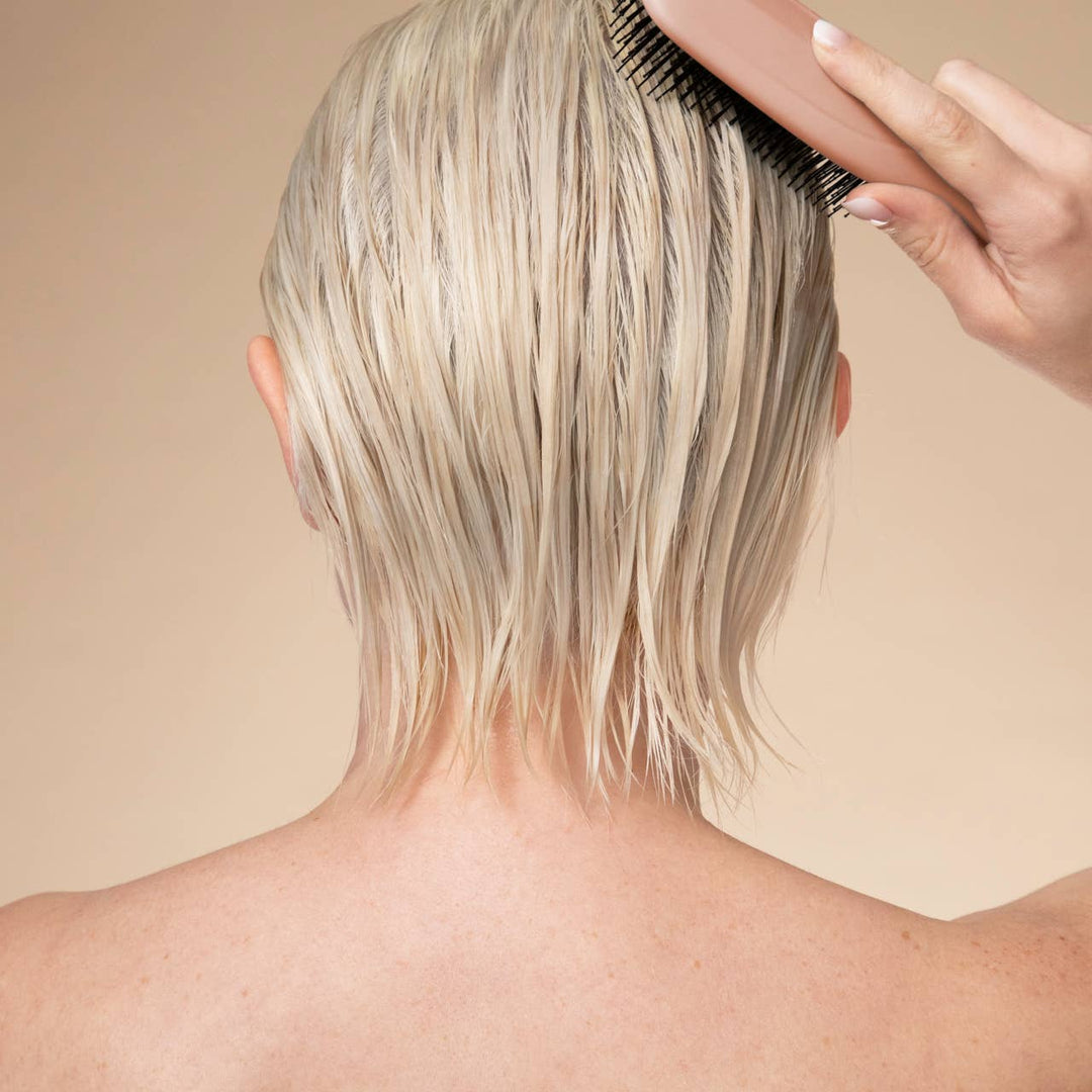 Scalp Renewal Brush in Terracotta