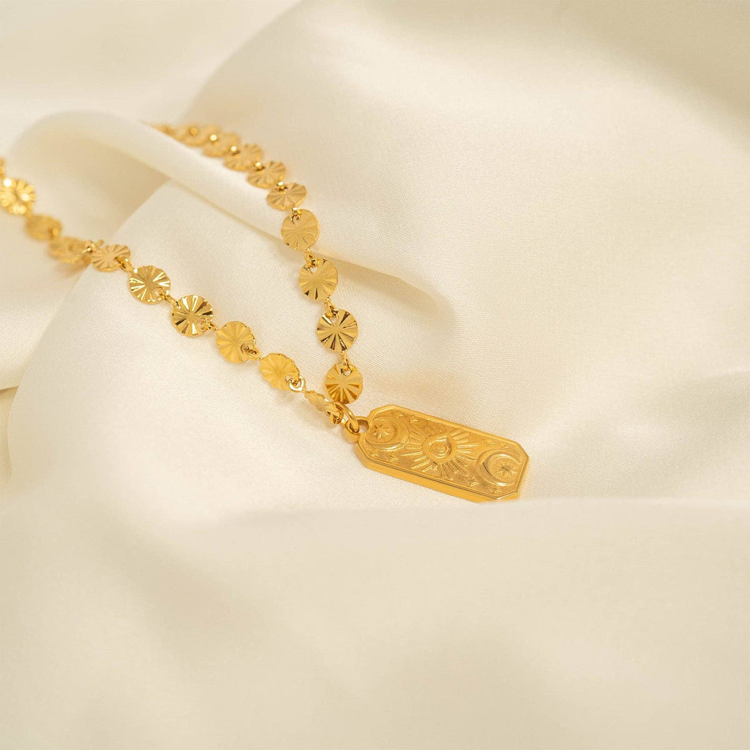 The Sunburst Chain Necklace