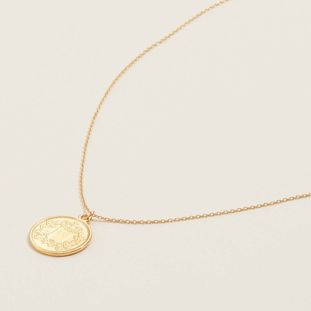Gold Chain Necklace | Coin Pendant