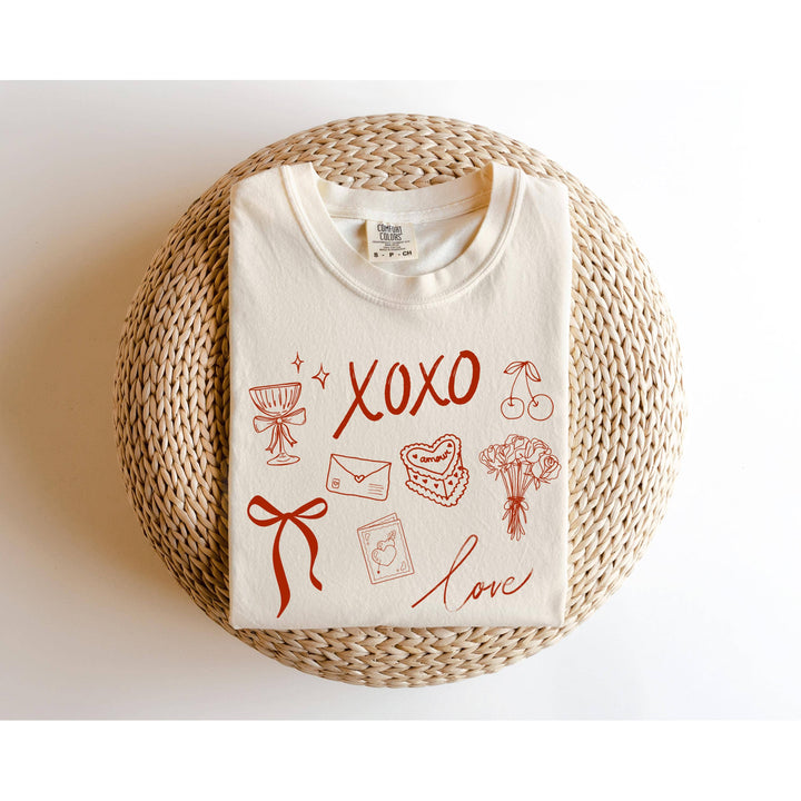 XOXO Valentines Day Graphic T-Shirt